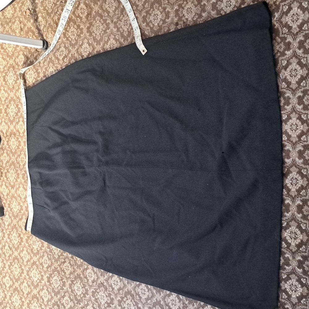 Classic Black Women's Pencil Skirt